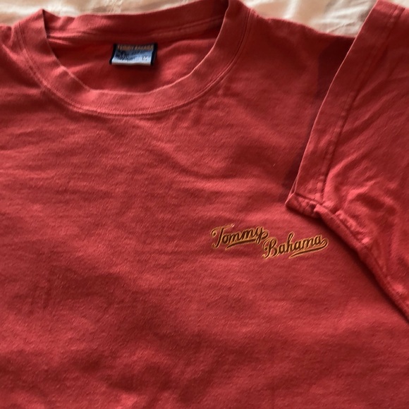 Sz M TOMMY BAHAMA SALMON COLOR SS T - Picture 2 of 3